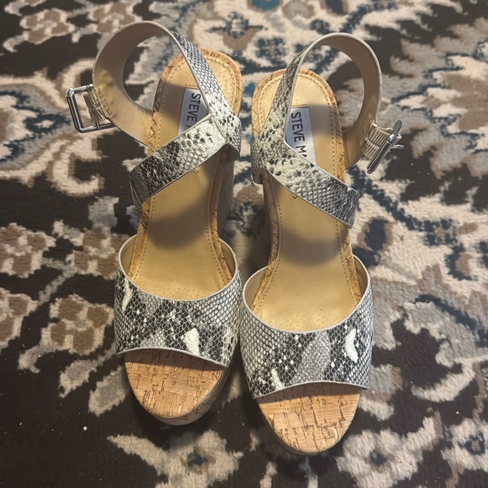 Steve Madden jess snakeskin and cork wedges sz 7.5–worn only once!
